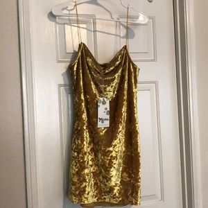 NWT show me your mumu velvet gold midi dress